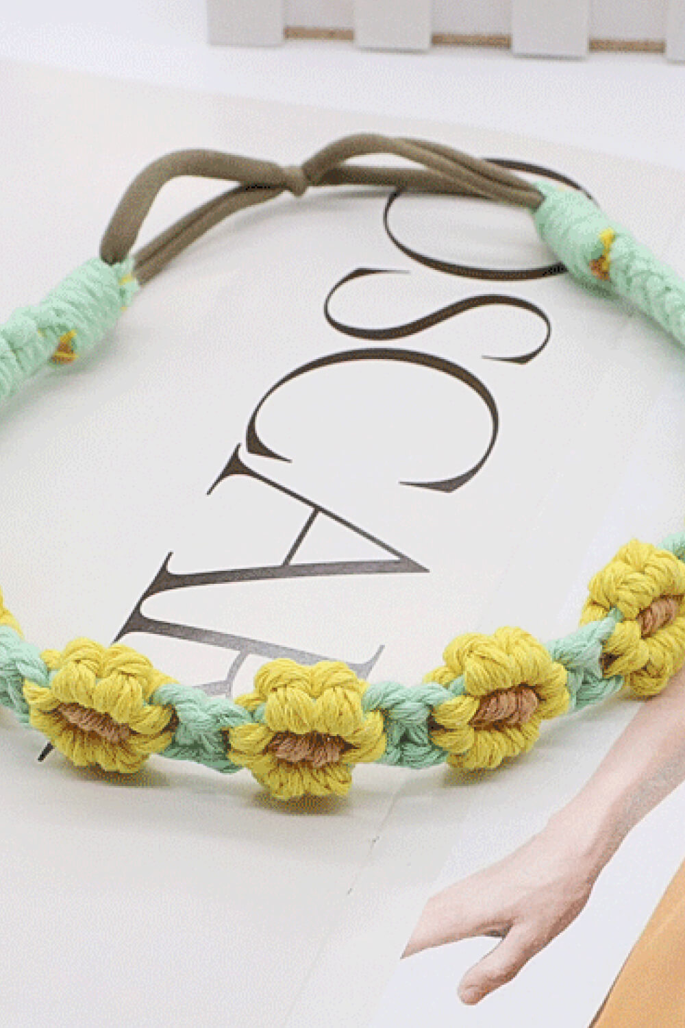 Assorted 2-Pack In My Circle Daisy Macrame Headband